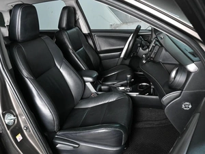 Внедорожник Toyota RAV4 2017 года, 2569000 рублей, Аксай