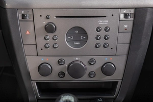 Седан Opel Vectra 2004 года, 479000 рублей, Томск
