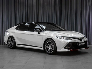 Седан Toyota Camry 2020 года, 3189000 рублей, Тюмень