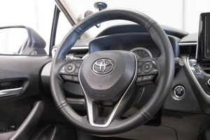 Седан Toyota Corolla 2021 года, 1939000 рублей, Новосибирск