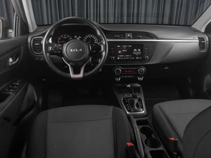 Седан Kia Rio 2021 года, 1709000 рублей, Тюмень
