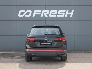 Внедорожник Volkswagen Tiguan L 2025 года, 3700000 рублей, Краснодар