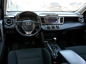 Внедорожник Toyota RAV4 2013 года, 1549800 рублей, Волгоград