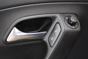 Седан Volkswagen Polo 2020 года, 1419000 рублей, Омск