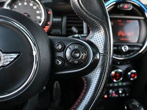 Хетчбэк MINI Cooper S 2016 года, 1919000 рублей, Кирилловка