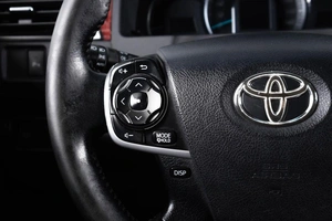 Седан Toyota Camry 2012 года, 1549000 рублей, Пермь