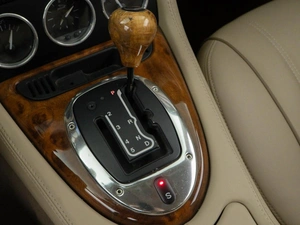 Купе Jaguar XKR 2003 года, 2119050 рублей, Москва