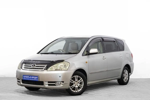 Минивэн Toyota Ipsum 2001 года, 919000 рублей, Барнаул
