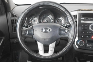 Хетчбэк Kia Ceed 2011 года, 819000 рублей, Кемерово