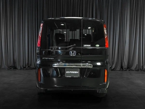 Минивэн Honda Stepwgn 2015 года, 1819000 рублей, Тюмень