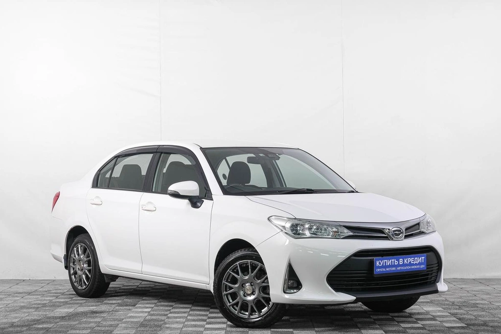 Седан Toyota Corolla Axio 2018 года, 1389000 рублей, Кемерово