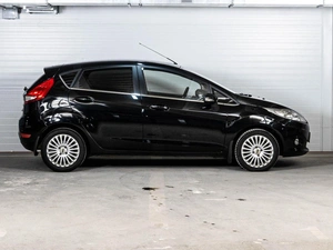Хетчбэк Ford Fiesta 2011 года, 679000 рублей, Ставрополь
