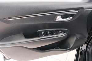 Седан Kia Rio 2017 года, 1389000 рублей, Красноярск