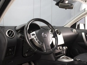 Внедорожник Nissan Qashqai 2010 года, 989777 рублей, Омск