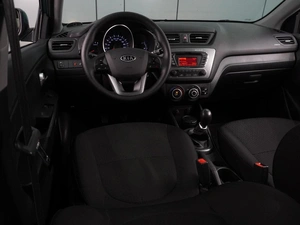 Седан Kia Rio 2012 года, 899000 рублей, Воронеж