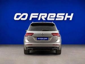 Внедорожник Volkswagen Tiguan 2018 года, 3098055 рублей, Москва