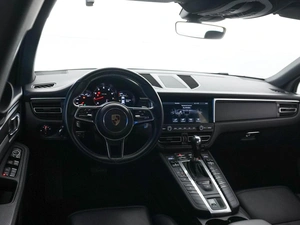 Внедорожник Porsche Macan 2019 года, 3900999 рублей, Москва