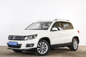 Внедорожник Volkswagen Tiguan 2013 года, 1349000 рублей, Тюмень