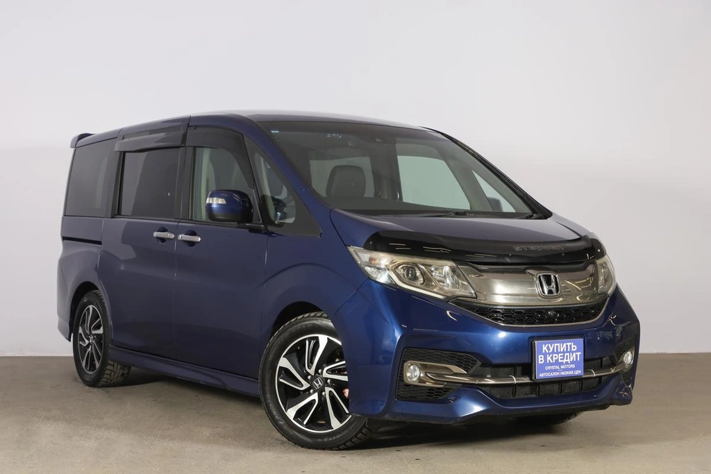 Минивэн Honda Stepwgn Spada 2015 года, 1899000 рублей, Новосибирск