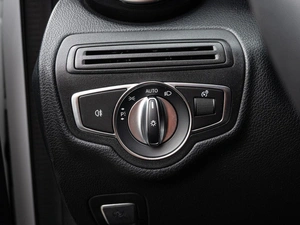 Седан Mercedes-benz C-класс 2018 года, 2450000 рублей, Краснодар