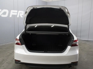 Седан Toyota Camry 2021 года, 3790000 рублей, Омск