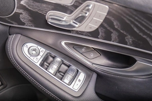 Седан Mercedes-benz C-класс 2019 года, 2699000 рублей, Томск