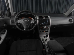 Седан Toyota Corolla 2008 года, 729000 рублей, Тюмень