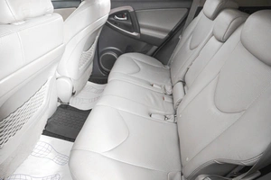 Внедорожник Toyota RAV4 2006 года, 1119000 рублей, Кемерово