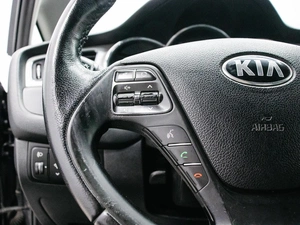 Хетчбэк Kia Ceed 2015 года, 1050000 рублей, Красноярск