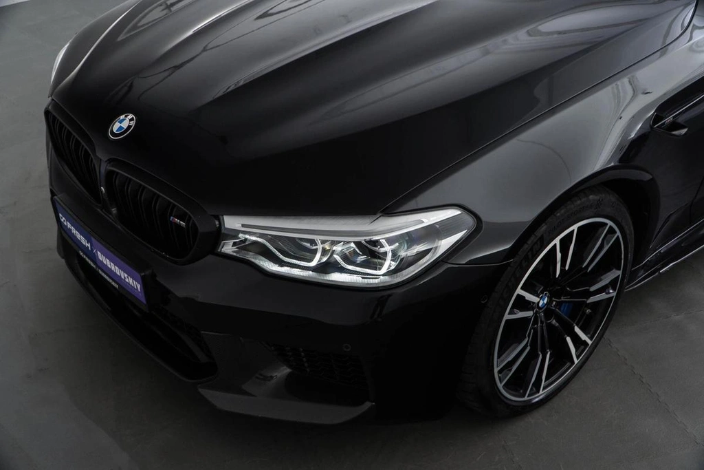 Фото