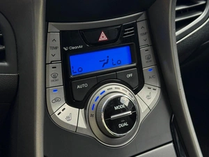 Седан Hyundai Elantra 2013 года, 929000 рублей, Кропоткин