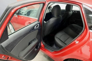 Хэтчбек Kia Ceed 2020 года, 1800000 рублей, Курск
