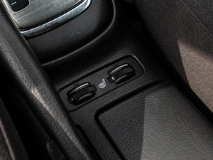 Седан Toyota Avensis 2004 года, 678000 рублей, Краснодар