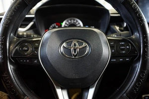 Седан Toyota Corolla 2020 года, 1890000 рублей, Ульяновск