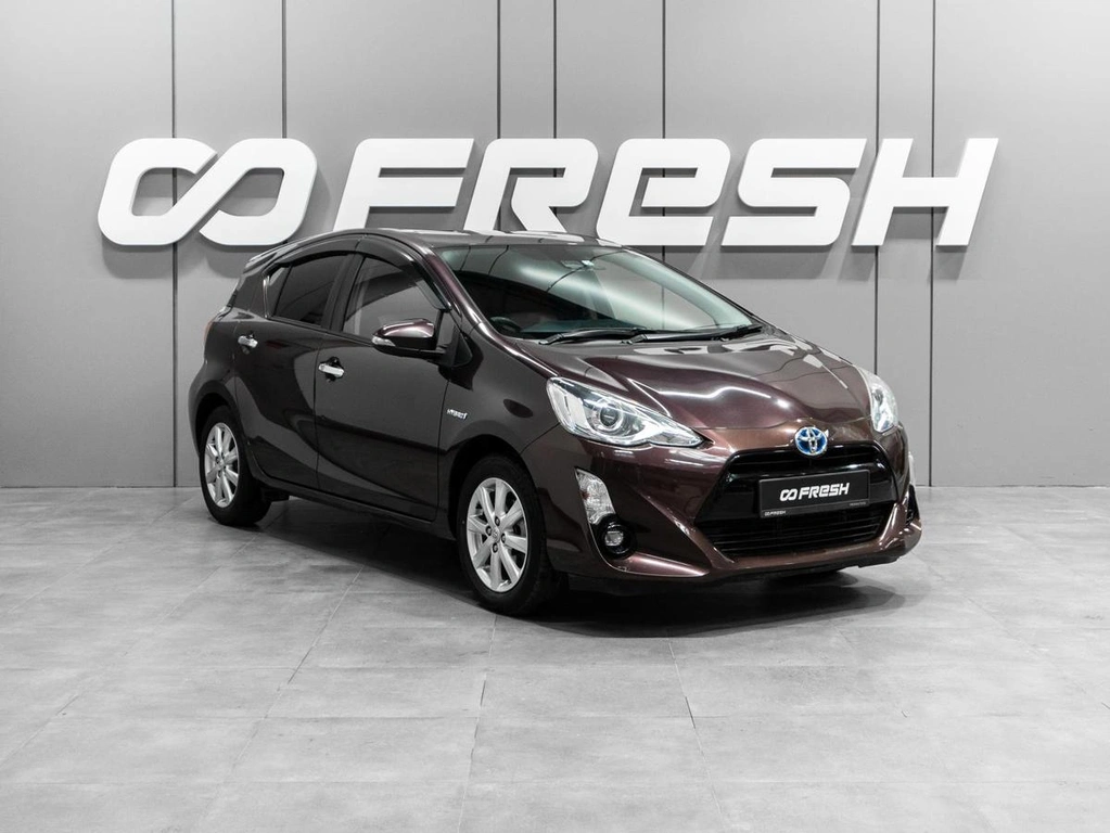 Хетчбэк Toyota Aqua 2016 года, 1069000 рублей, Тюмень