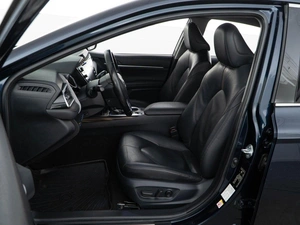 Седан Toyota Camry 2018 года, 2734444 рублей, Москва