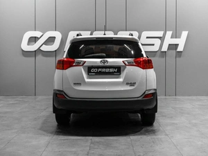 Внедорожник Toyota RAV4 2015 года, 2180000 рублей, Тюмень