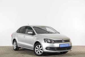 Седан Volkswagen Polo 2013 года, 659000 рублей, Тюмень