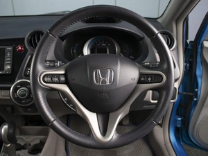 Лифтбек Honda Insight 2009 года, 880000 рублей, Омск
