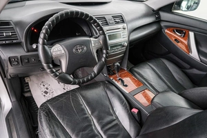 Седан Toyota Camry 2008 года, 1229000 рублей, Красноярск