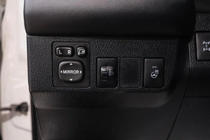 Внедорожник Toyota RAV4 2016 года, 2259000 рублей, Новокузнецк