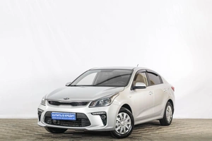 Седан Kia Rio 2018 года, 1419000 рублей, Тюмень