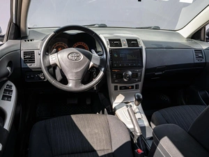 Седан Toyota Corolla 2007 года, 650000 рублей, Краснодар