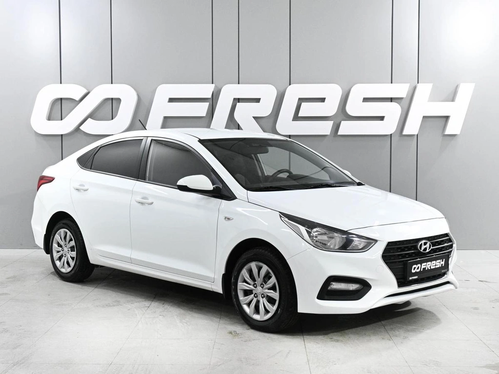 Седан Hyundai Solaris 2018 года, 1229000 рублей, Аксай