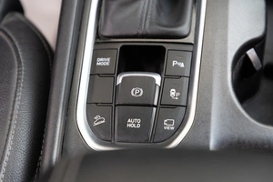 Внедорожник Hyundai Santa Fe 2018 года, 2999000 рублей, Новосибирск