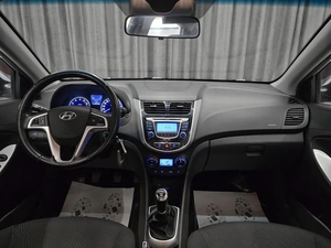 Седан Hyundai Solaris 2011 года, 599000 рублей, Красноярск