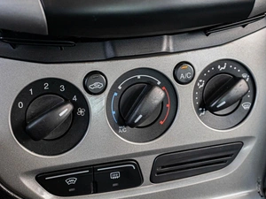 Хетчбэк Ford Focus 2011 года, 705000 рублей, Краснодар