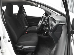 Хетчбэк Toyota Vitz 2019 года, 1025000 рублей, Ставрополь