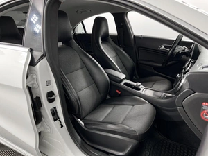 Седан Mercedes-benz CLA-класс 2014 года, 1659900 рублей, Казань