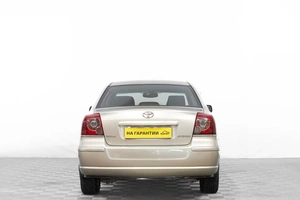 Седан Toyota Avensis 2006 года, 749000 рублей, Барнаул